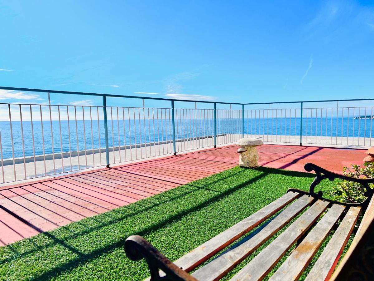 Suite Sunset 7 - Fronte Mare San Remo Exterior foto