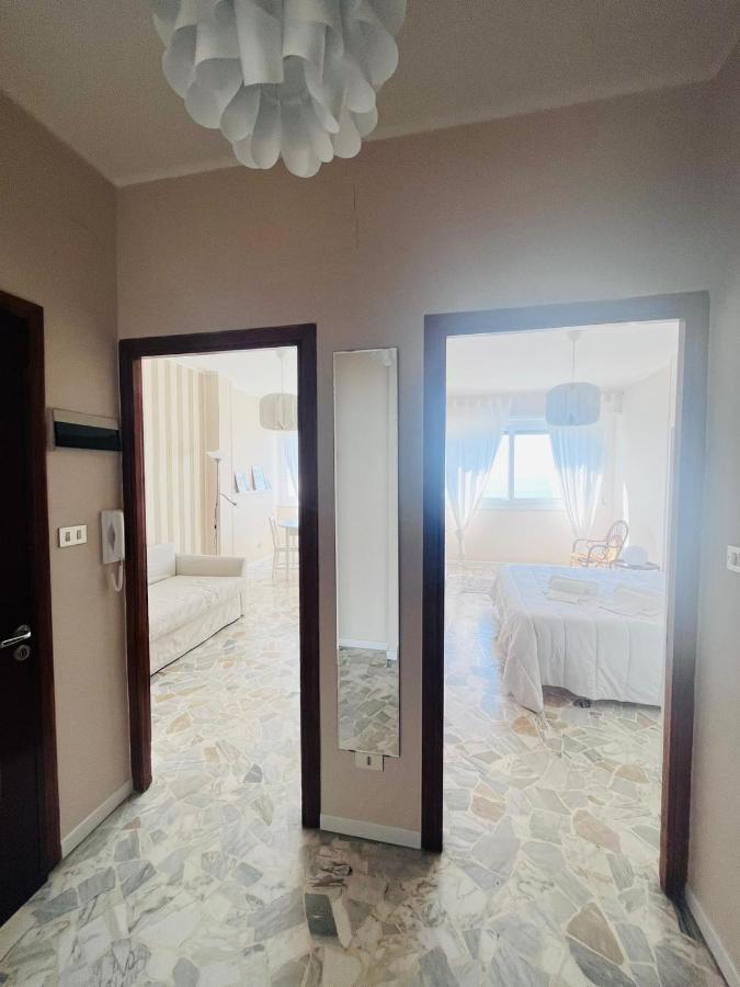 Suite Sunset 7 - Fronte Mare San Remo Exterior foto